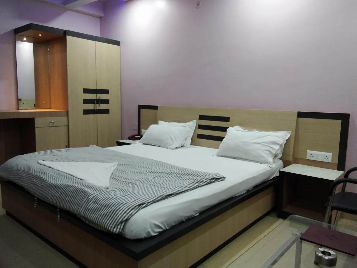 M S Hotel Pvt Ltd Bhāgalpur Esterno foto